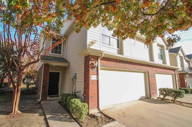 property at 8516 Hunters Trace Ln