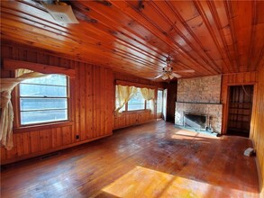 1025 Pickens St in Ball Ground, GA - Building Photo - Building Photo
