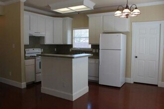 3707 Holick Ln in Bryan, TX - Building Photo - Building Photo