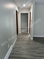 5055 S Washington Rd in Saginaw, MI - Building Photo