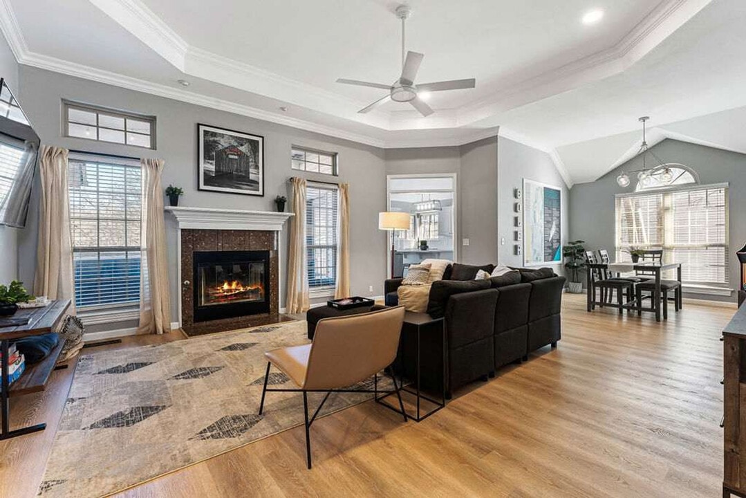 410 Willington Ln in Bentonville, AR - Building Photo