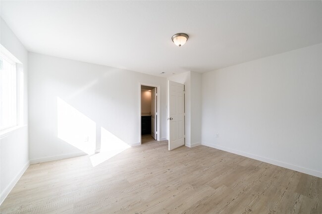 12302 Kitty Brook Dr in Houston, TX - Building Photo - Building Photo