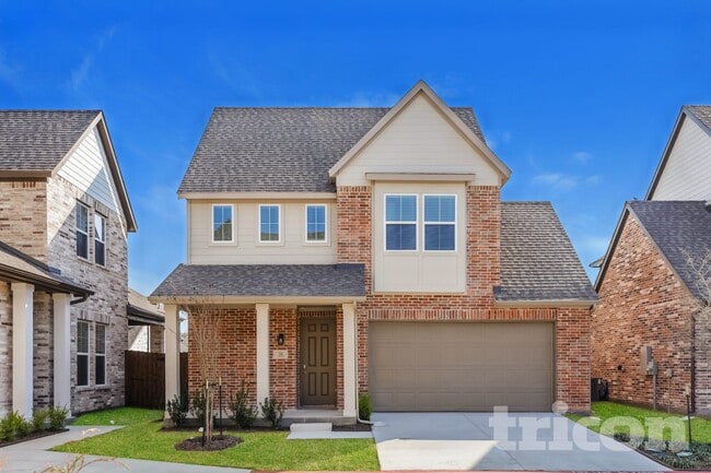 property at 210 Hockliffe Ct