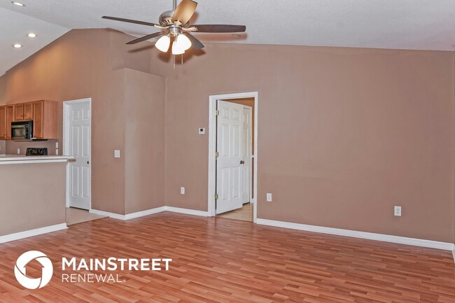 225 Gordon Rd NW in Palm Bay, FL - Building Photo - Building Photo