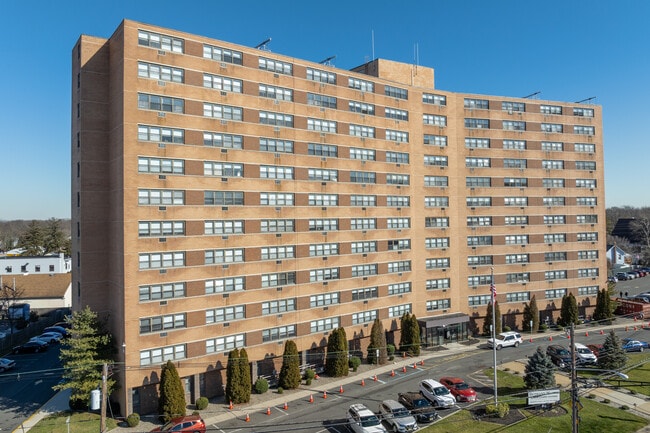 Bethany Manor Apartments 55+ in Keyport, NJ - Foto de edificio - Building Photo