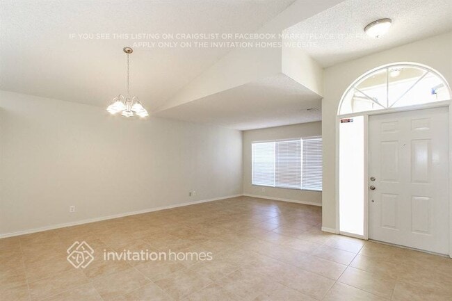 7661 Bristol Bay Ln in Greenacres, FL - Building Photo - Building Photo