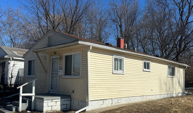 property at 13982 Lamphere