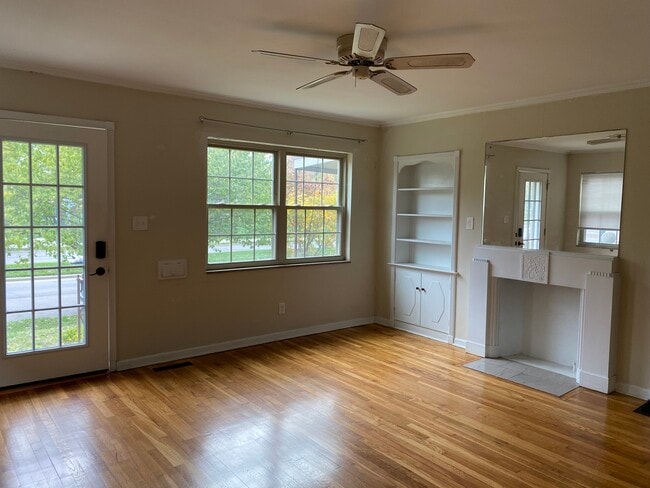 1040 Northwest Blvd, Unit 1040 Northwest Blvd in Grandview Heights, OH - Building Photo - Building Photo