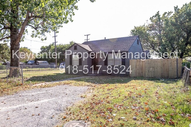 1502 N Columbia Ave in Tulsa, OK - Building Photo - Building Photo