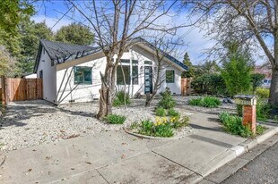 2470 W Pueblo Ave in Napa, CA - Building Photo