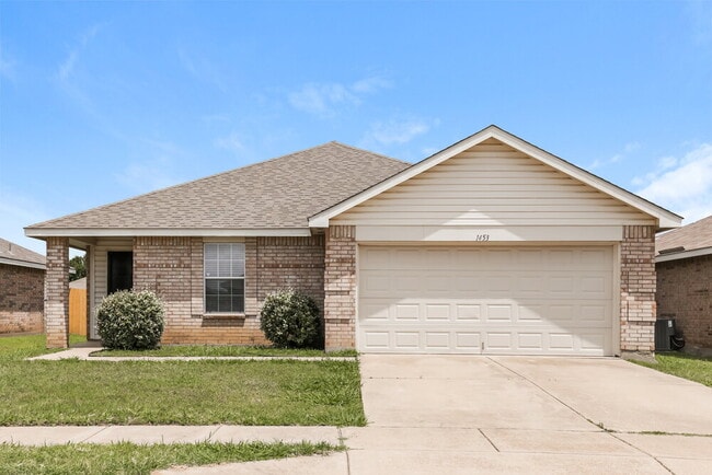 property at 1453 Castle Ridge Rd
