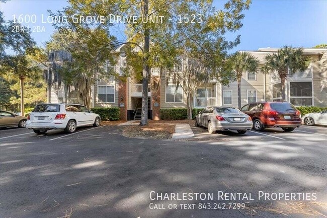 property at 1600 Long Grove Dr