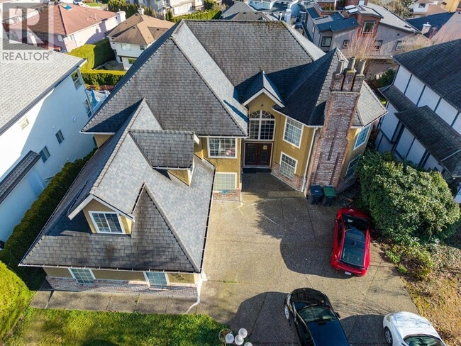 property at 2268 Leclair Dr