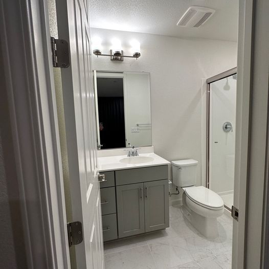 403 Industrial Pky in Hayward, CA - Building Photo - Building Photo