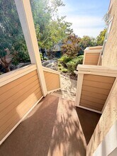 9960 Scripps Vista Way in San Diego, CA - Building Photo - Building Photo