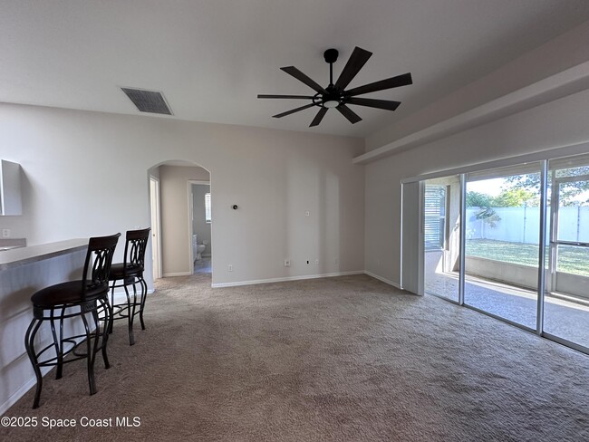 1271 Olde Bailey Ln in Melbourne, FL - Foto de edificio - Building Photo