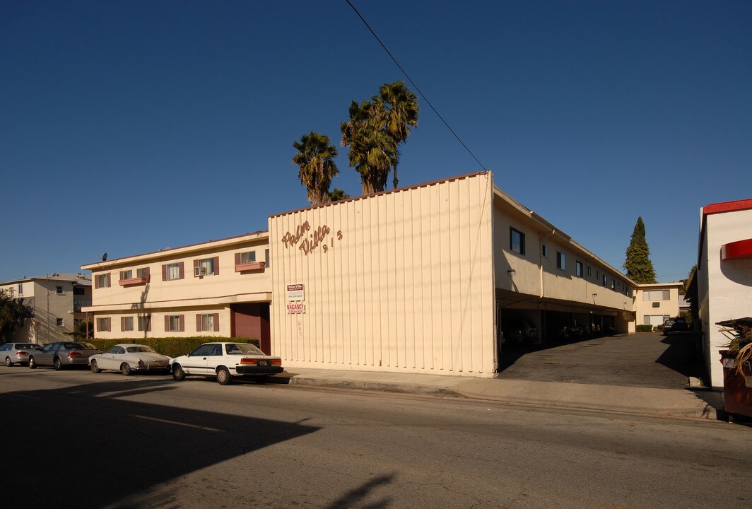 Palm Villa in Glendale, CA - Foto de edificio