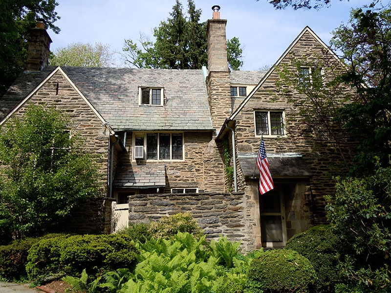 Winston Court in Philadelphia, PA - Foto de edificio