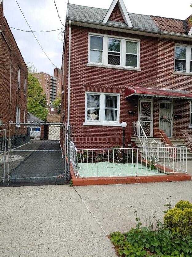 4137 Boyd Ave, Unit Ground