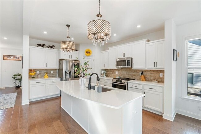 8110 Scenic Ridge Wy in Ball Ground, GA - Building Photo - Building Photo