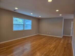 1545 Brookside Dr in Santa Rosa, CA - Building Photo - Building Photo