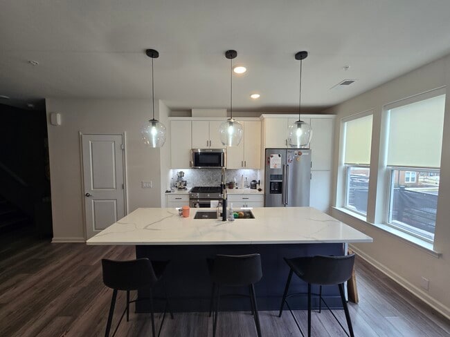 1 Sadie Cir, Unit 1202 in Union, NJ - Building Photo - Building Photo