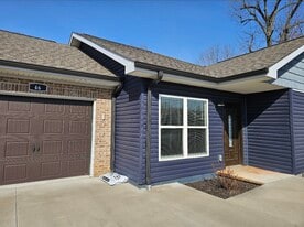 30 Easy St in Mayfield, KY - Building Photo