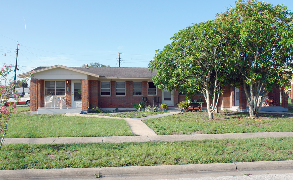 603-607 Temple St in Cocoa, FL - Foto de edificio