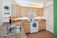 631 D St SW, Unit 636 in Washington, DC - Building Photo - Building Photo