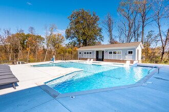 Crest at Stones Branch in Nashville, TN - Building Photo - Building Photo