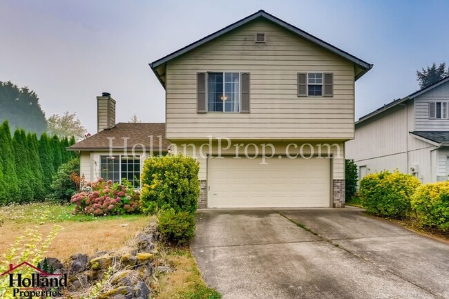 property at 19572 SW Limestone Ct