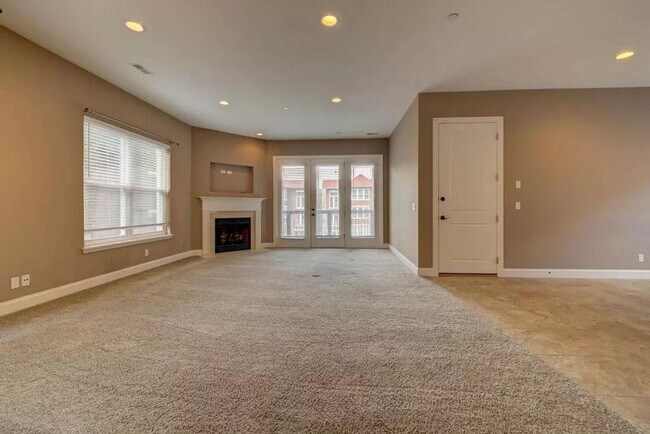 6416 Cates Ave in University City, MO - Building Photo - Building Photo