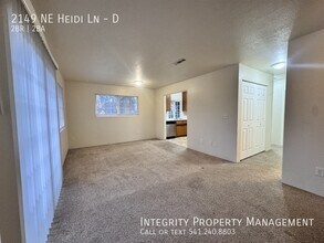 2149 NW Heidi Ln in Grants Pass, OR - Building Photo - Building Photo