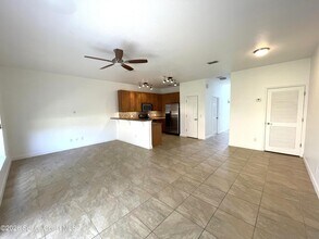 2600 Revolution St in Melbourne, FL - Building Photo - Building Photo