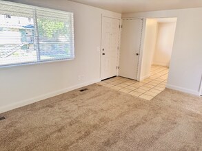 2107 E 3300 S in Salt Lake City, UT - Building Photo - Building Photo