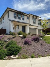 5011 Murieta Pl in El Dorado Hills, CA - Building Photo - Building Photo