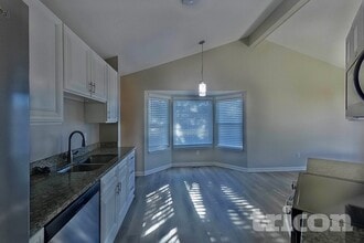 599 Schrader Farm Dr in St. Peters, MO - Building Photo - Building Photo