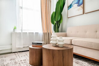 234 W 73rd St-Unit -ID1029829P in New York, NY - Foto de edificio - Building Photo