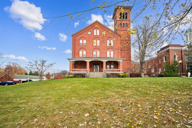 200 School House Rd in Peekskill, NY - Building Photo - Building Photo