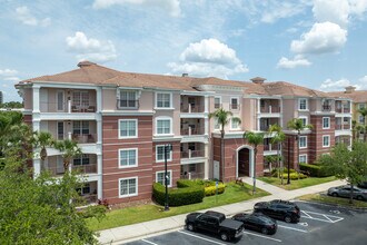 Vista Cay at Harbor Square in Orlando, FL - Building Photo - Building Photo