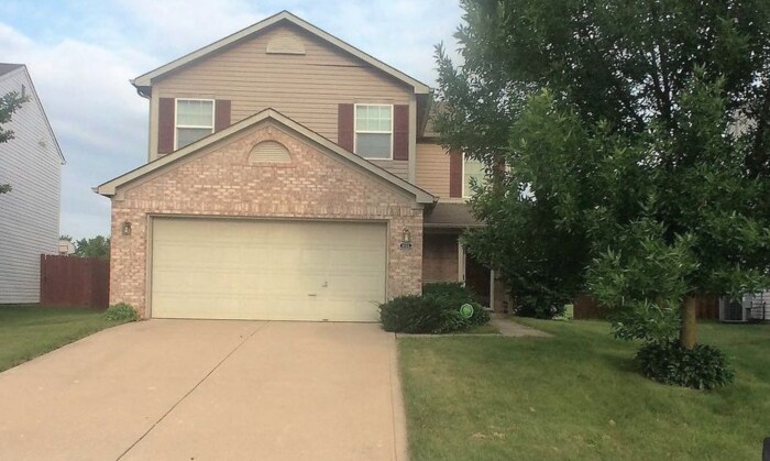 1034 Halifax Ln in Indianapolis, IN - Building Photo