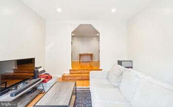 1203 S 16th St in Philadelphia, PA - Building Photo - Building Photo