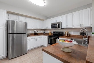 Manatee Bay Apartments in Boynton Beach, FL - Foto de edificio - Building Photo