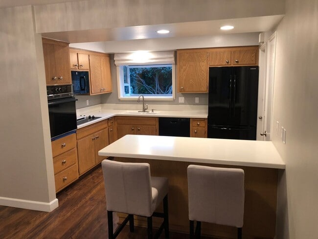 property at 6266 Westmoreland Pl