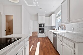 2721 Stonepointe in McKinney, TX - Building Photo - Building Photo