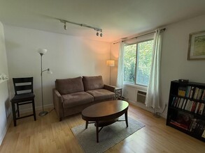 274 S Main St, Unit 43 in Providence, RI - Foto de edificio - Building Photo