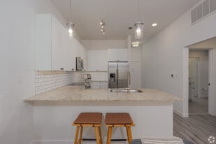 Park 7 in Fort Worth, TX - Building Photo
