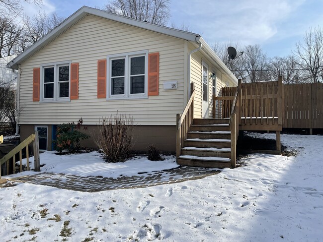 property at 205 E Lakeview Ave