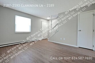 2187-2193 Clarendon Ln in Columbus, OH - Building Photo - Building Photo