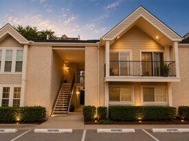 5881 Preston View Blvd in Dallas, TX - Building Photo
